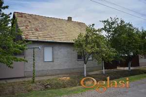 EKSKLUZIVNA PONUDA Kuća u Kisaču. Uknjiženo